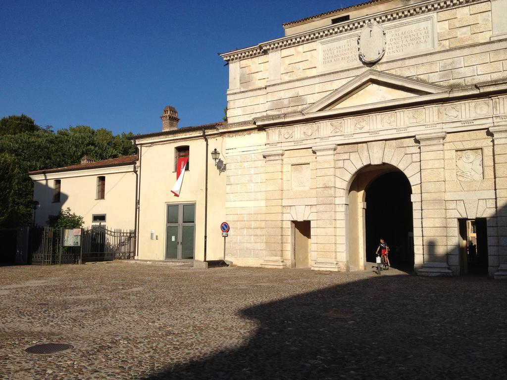 Hotel Mantova Exterior photo